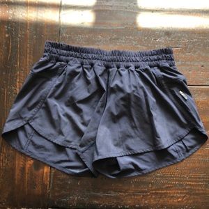 Tracker Short V 4 in